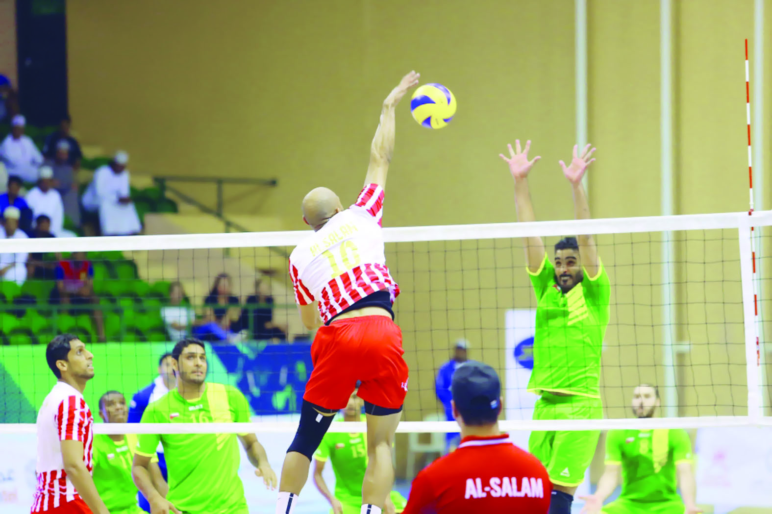 مواجهات مثيرة في درع الوزارة للطائرة