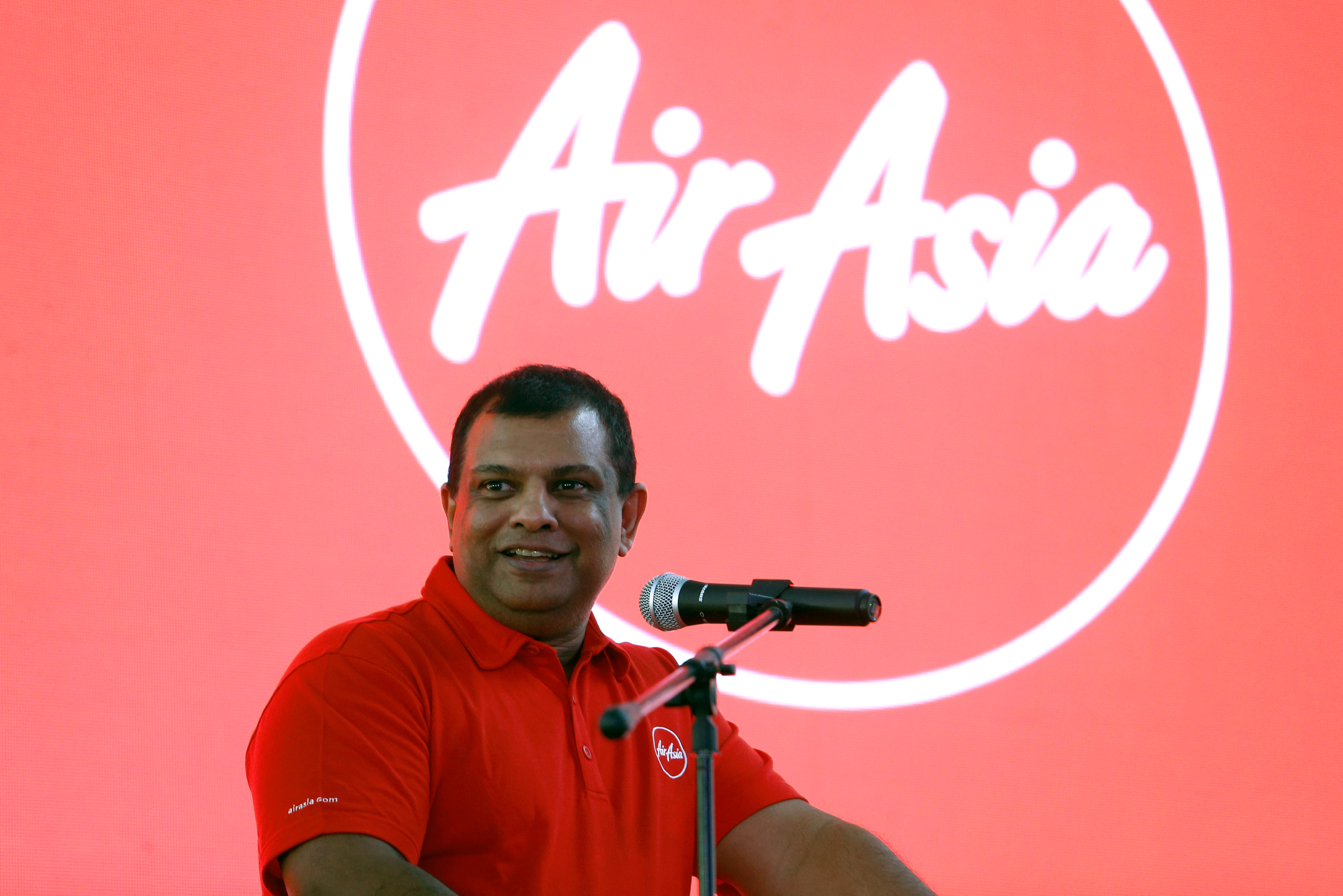 AirAsia shares fall after chief apologises for backing Najib