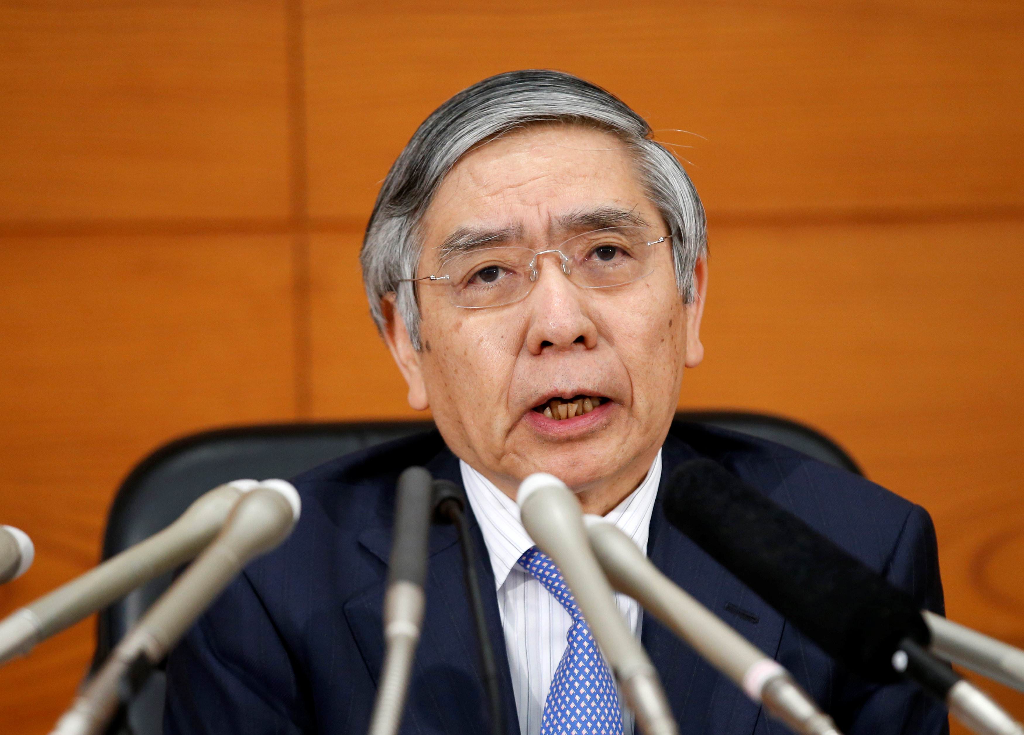 Bank of Japan's Kuroda shifts into lower gear on stimulus policy