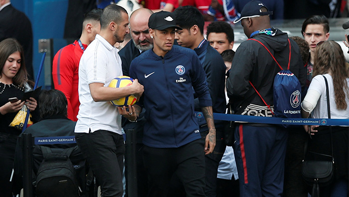 Football: Neymar worried about foot as he prepares to return from injury