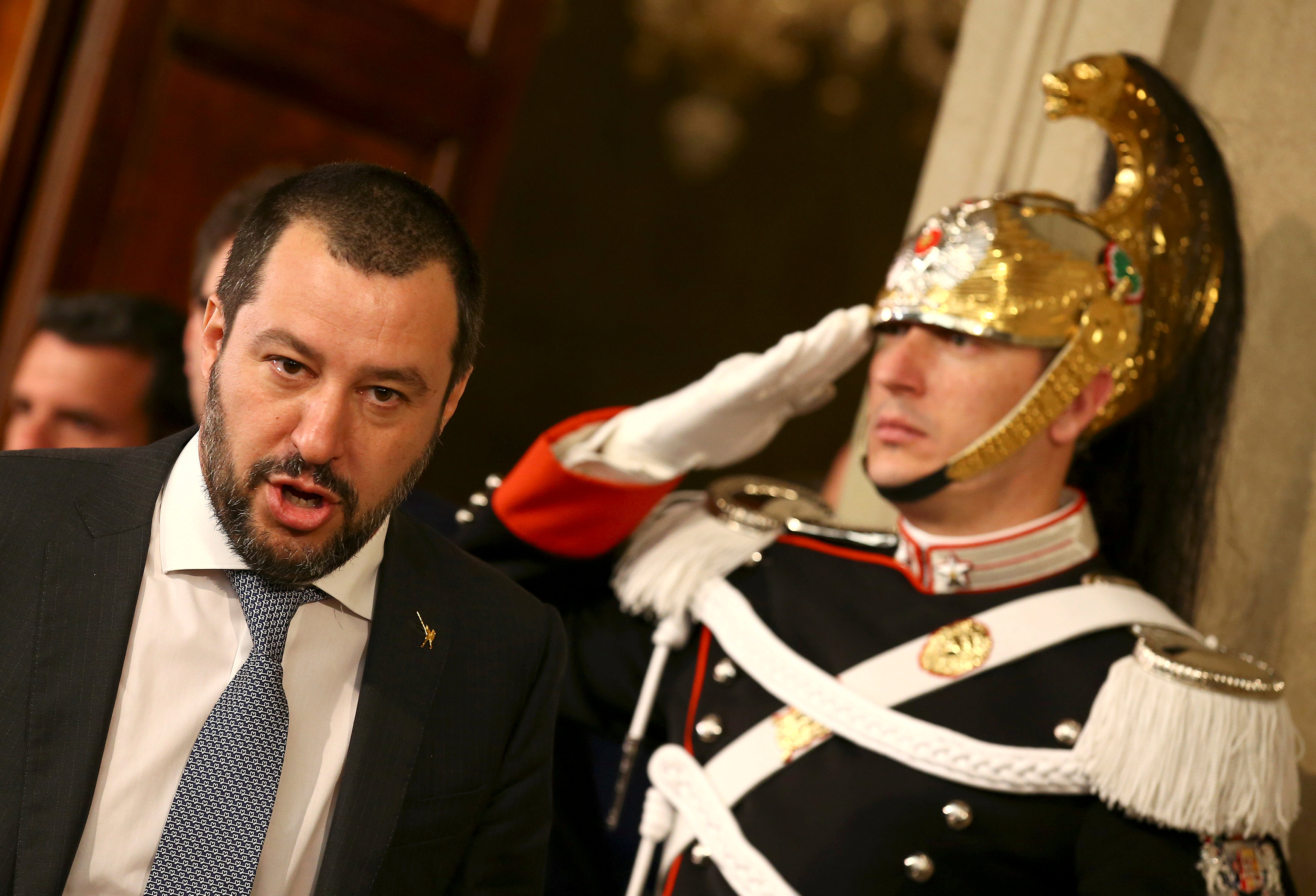 League calls on Italians to back coalition deal with 5-Star