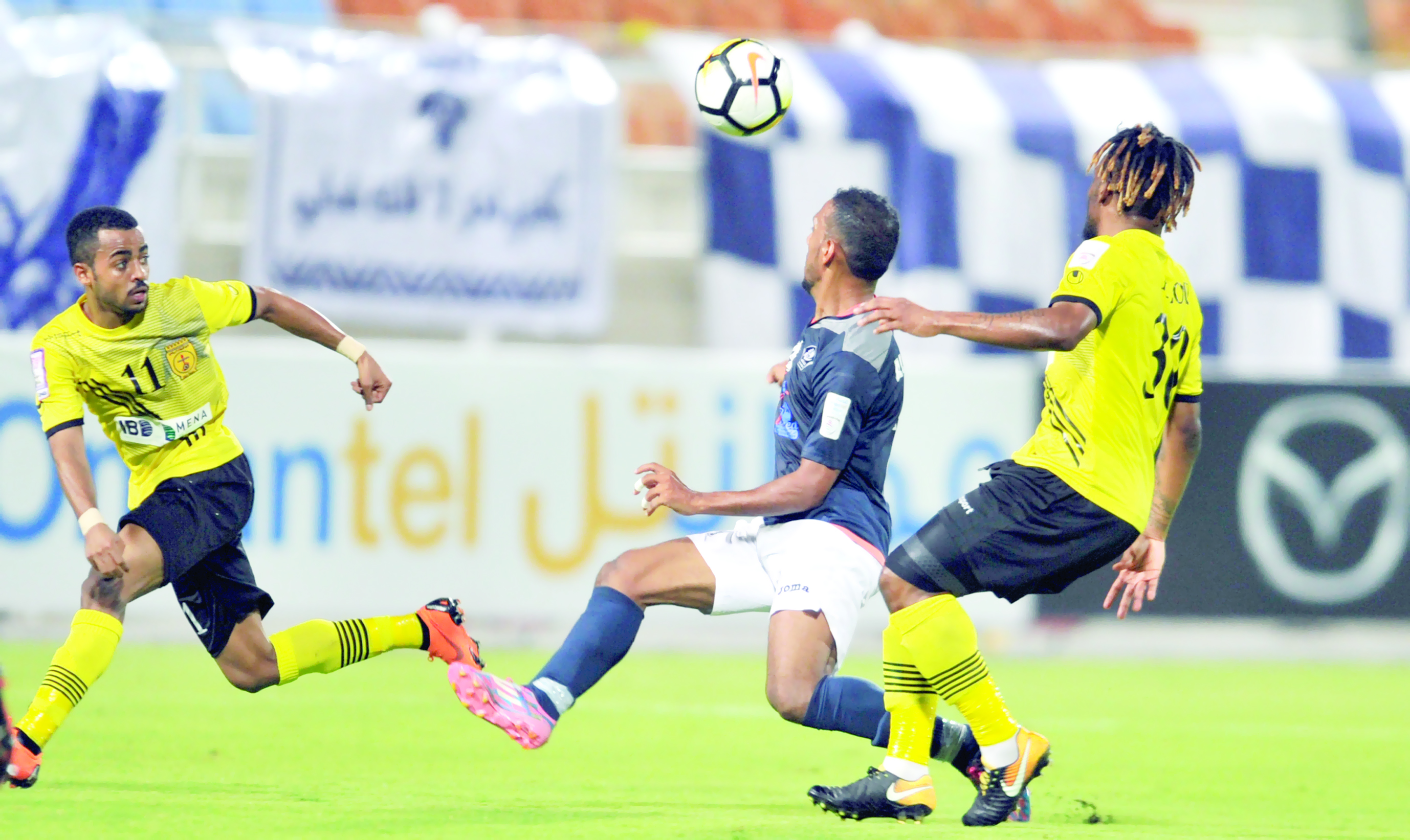 في الجولة الـ23 لدوري عمانتل ظفار ومرباط يتقدمان خطوة جيدة نحو البقاء