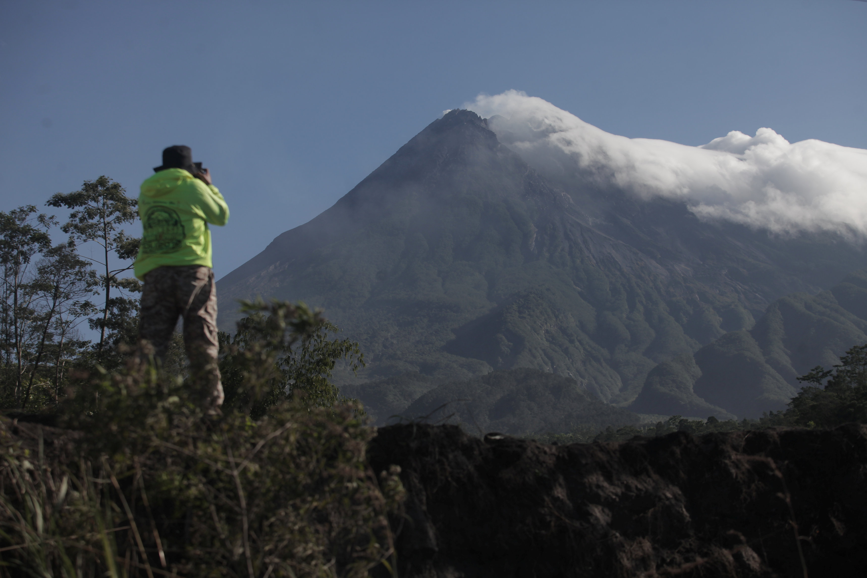 Indonesia's most active volcano rumbles
