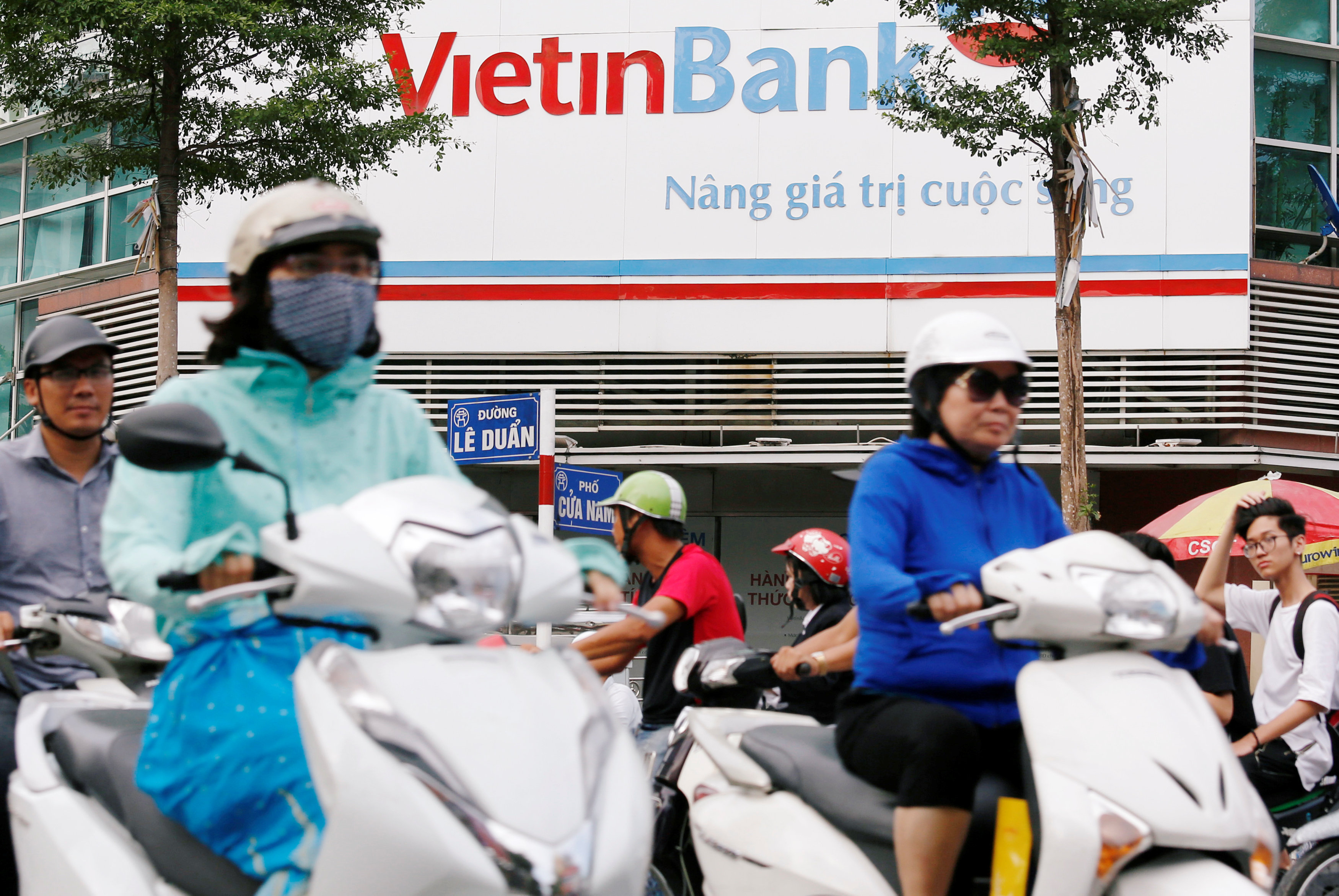 Vietnam court upholds key decision in landmark 'Super Swindler' fraud case