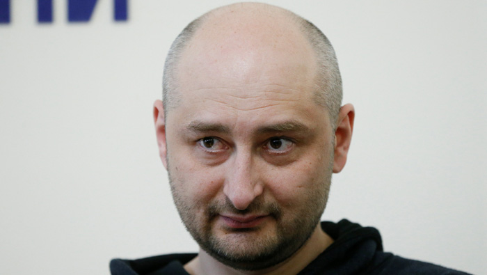 Kremlin critic turns up alive on TV after reported murder