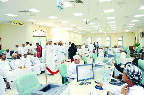 القوى العاملة تدعو 783 باحث عن عمل اليوم