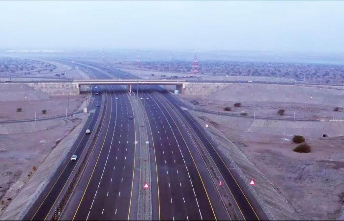 10 معلومات حول "الباطنة السريع".. أضخم مشاريع الطرق في تاريخ السلطنة