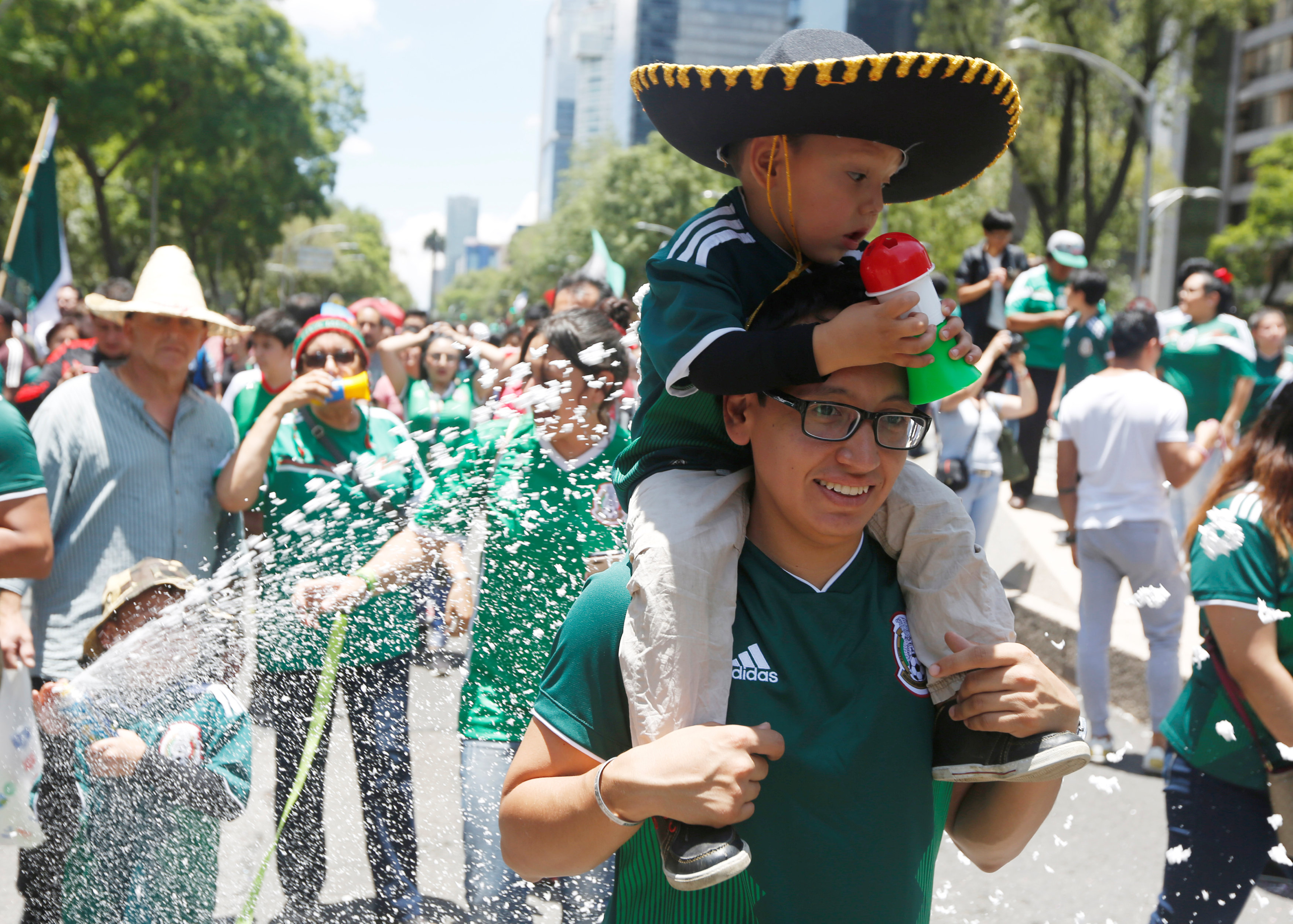 Mexicans jubilant over World Cup win trigger 'artificial' earthquake