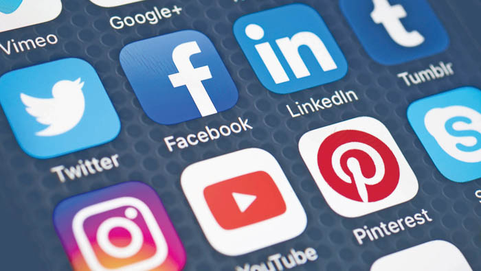 Social media user numbers in Oman up by over 600,000 since 2017