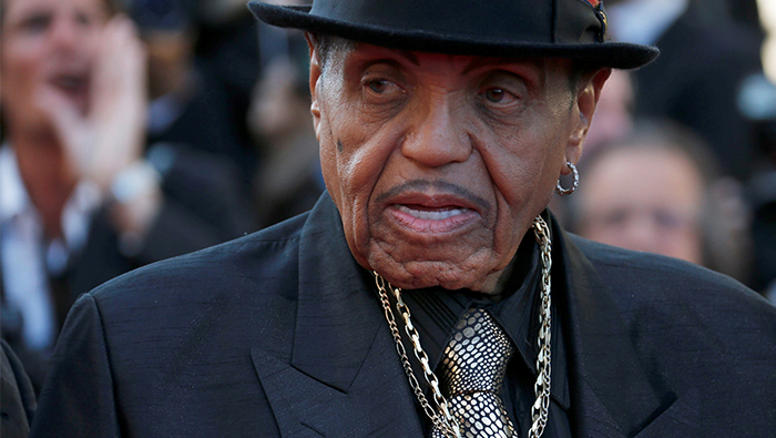 Michael Jackson's father reported gravely ill in hospital