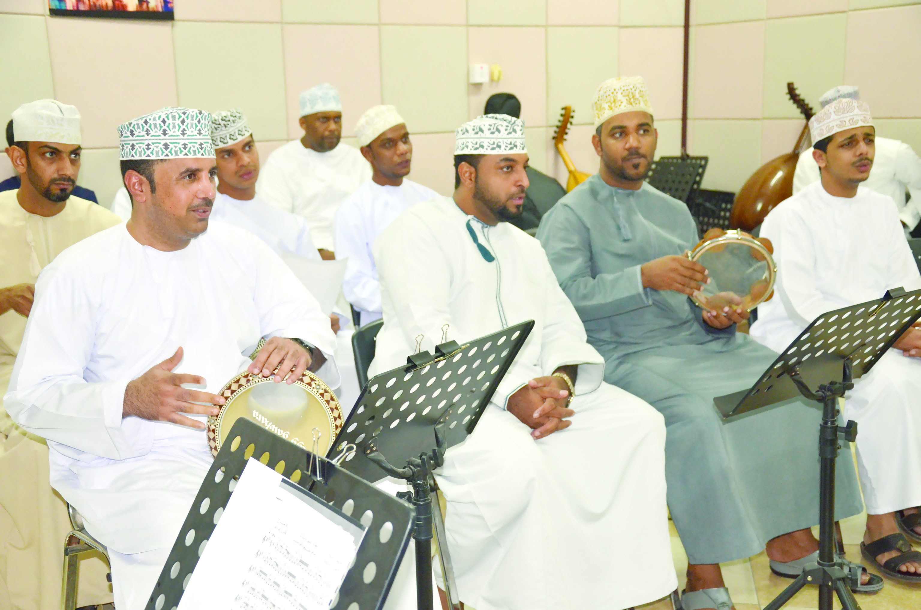 الجمعية العُمانية لهواة العود تنظم دورة في الموشحات