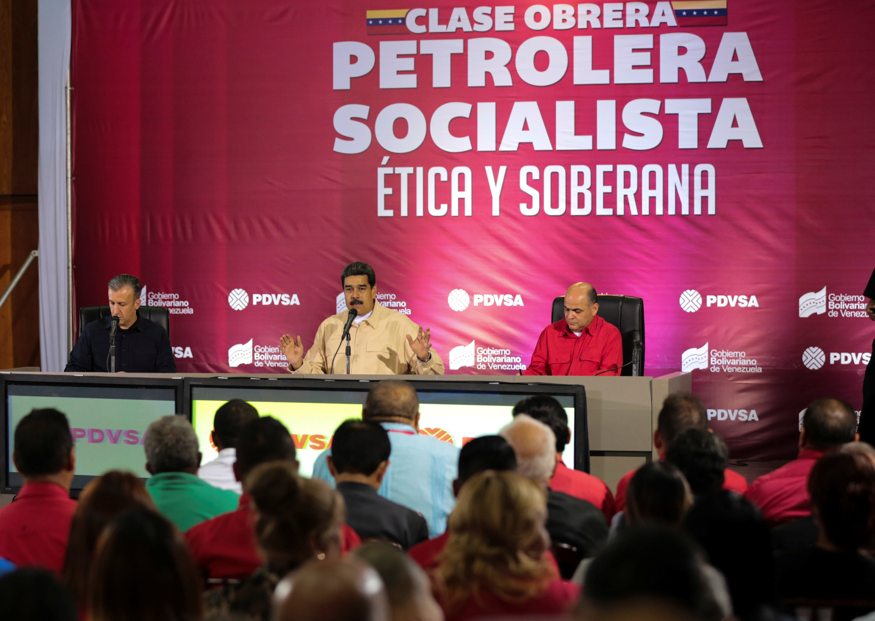Venezuela's PDVSA raises prospect of force majeure on oil exports