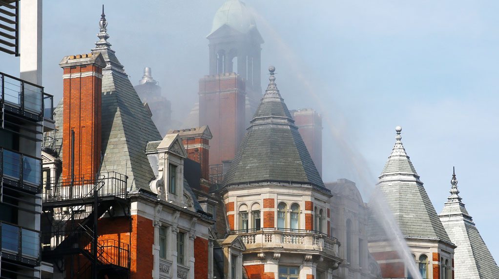 Over 100 firefighters rushed to blaze on roof of London Mandarin Oriental hotel
