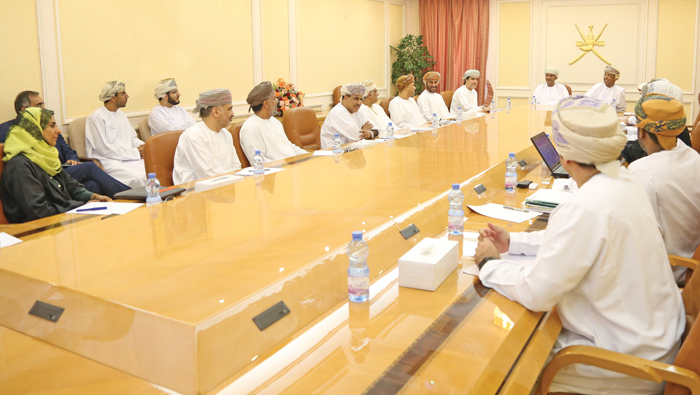 Discussions held on financial state of Oman