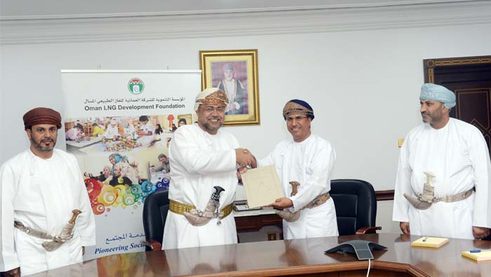Oman LNG, Ministry of Agriculture sign deal to combat Crimean-Congo Fever