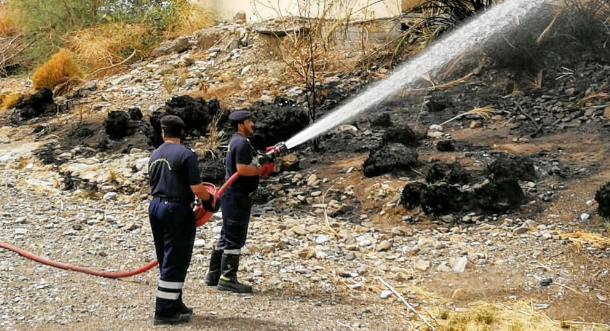 Fire breaks out on a farm in Oman