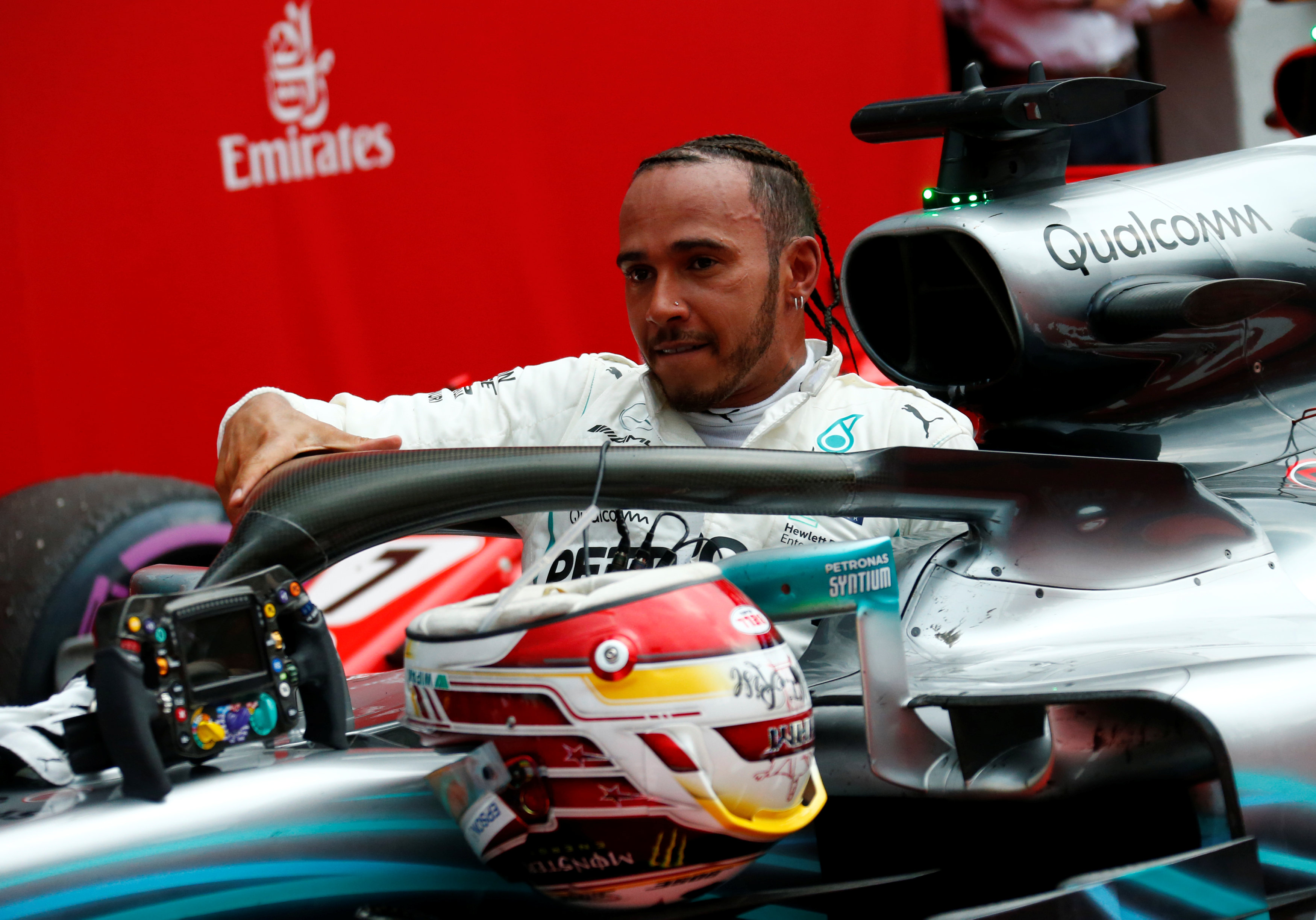 Motorsport: Hamilton reprimanded but keeps German GP win