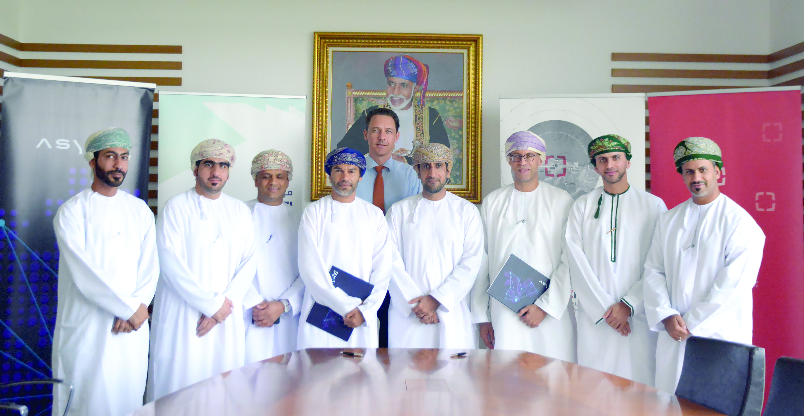 لتطوير ميناء بريمرافئ ومدينة «خزائن» توقعان مذكرة تفاهم