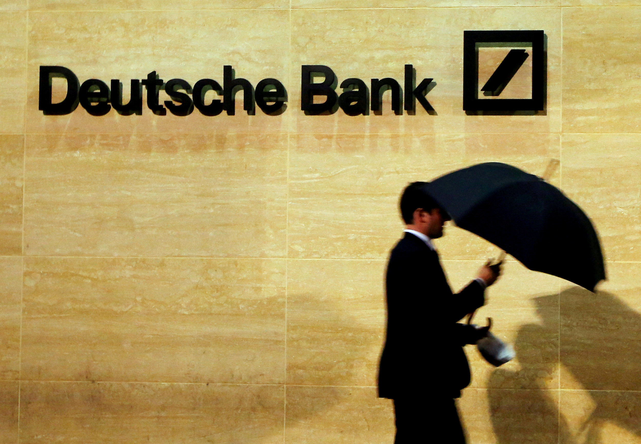 Deutsche Bank shifts euro clearing as post-Brexit landscape emerges
