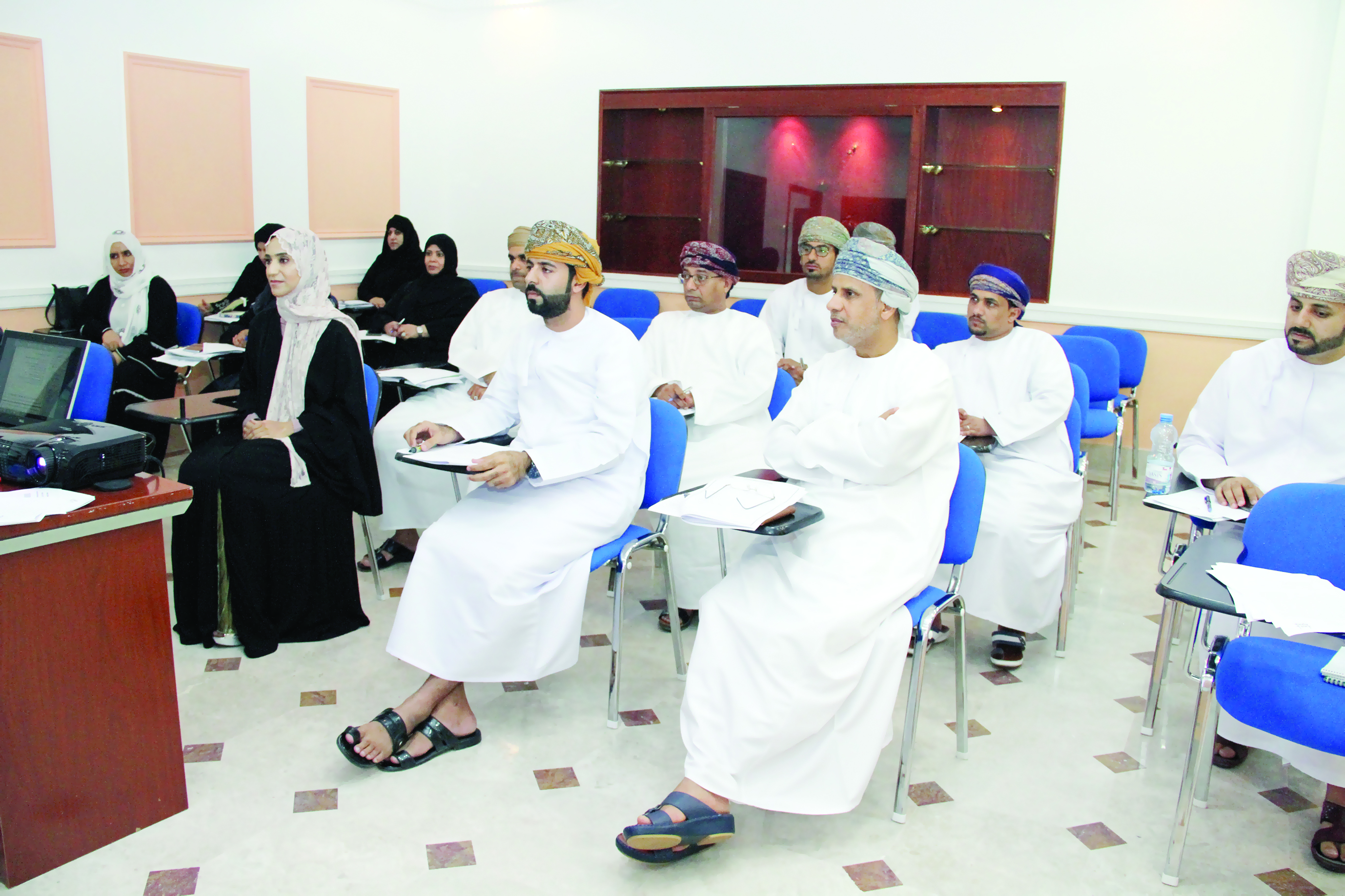 «الخدمة المدنية» تدرب على «إدارة الجودة»