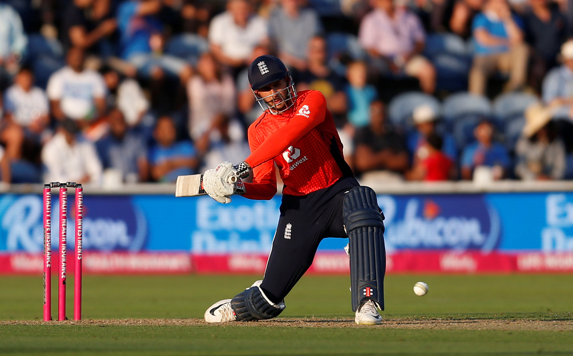 Cricket: Hales leads England to dramatic win over India