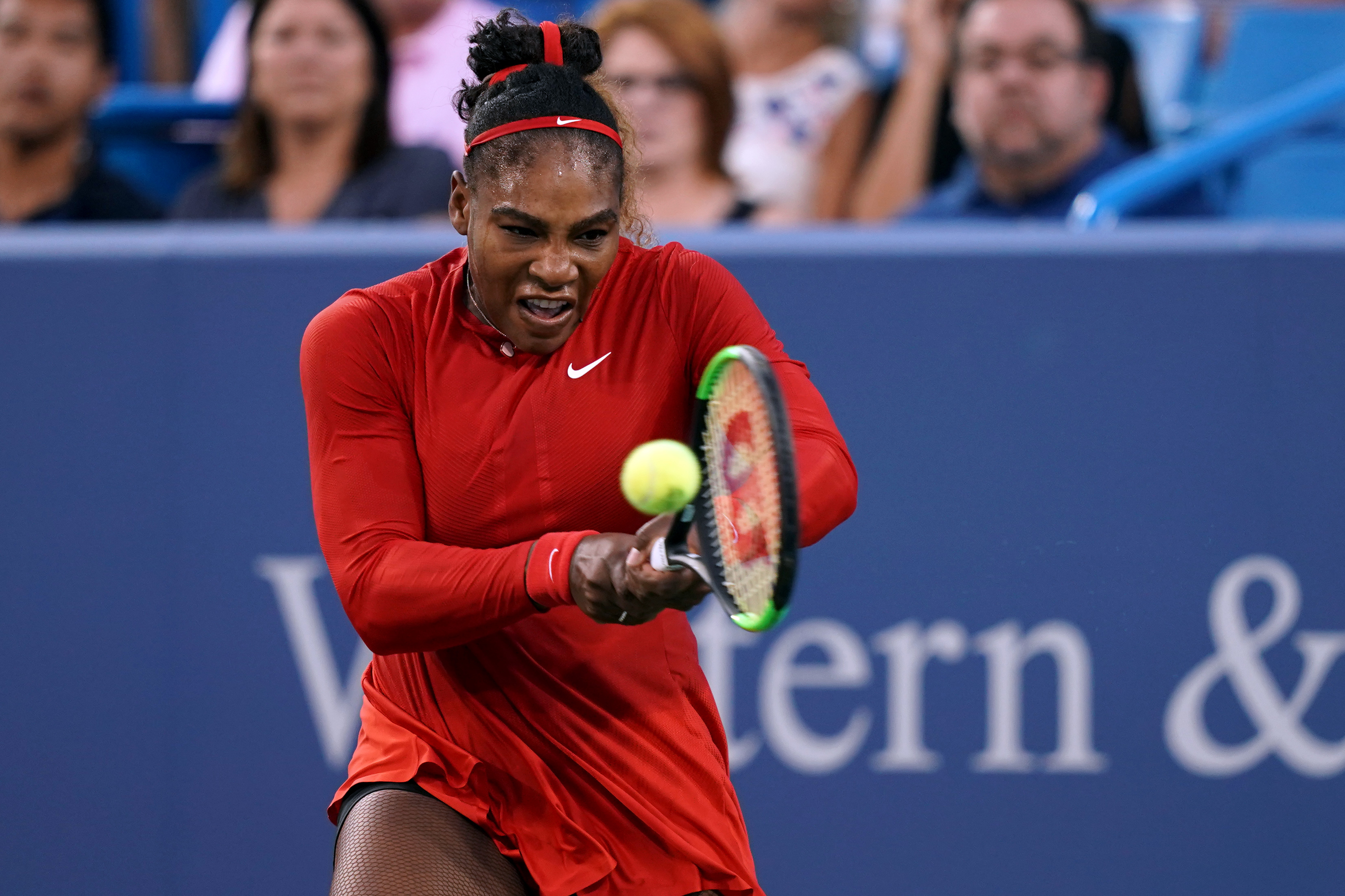 Serena dominates in return at Cincinnati Masters