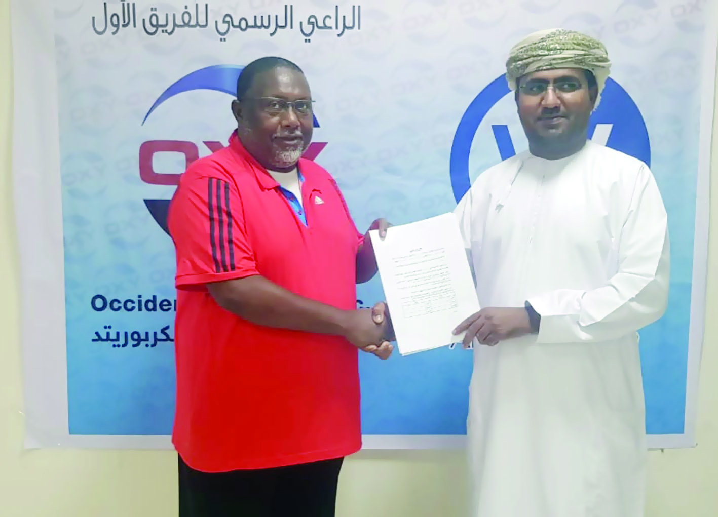 الوسطى يتعاقد رسمياً مع المدرب الوطني محمد البوسعيدي