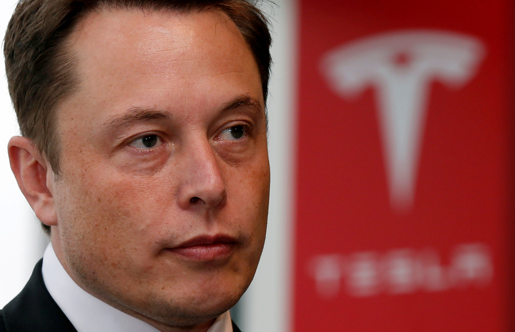Saudi fund 'may only play minor part' in Musk's $72 billion Tesla plan