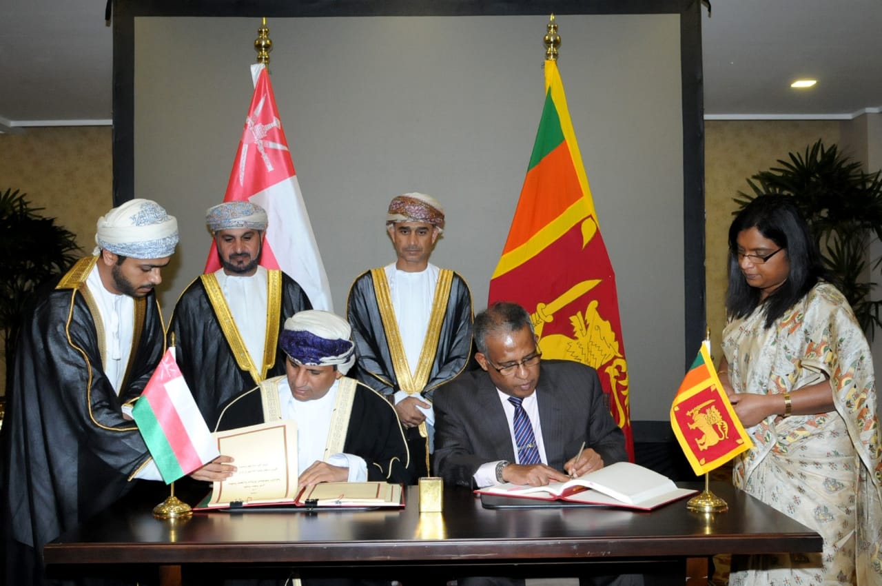 التوقيع على اتفاقية تجنب الازدواج الضريبي مع سريلانكا