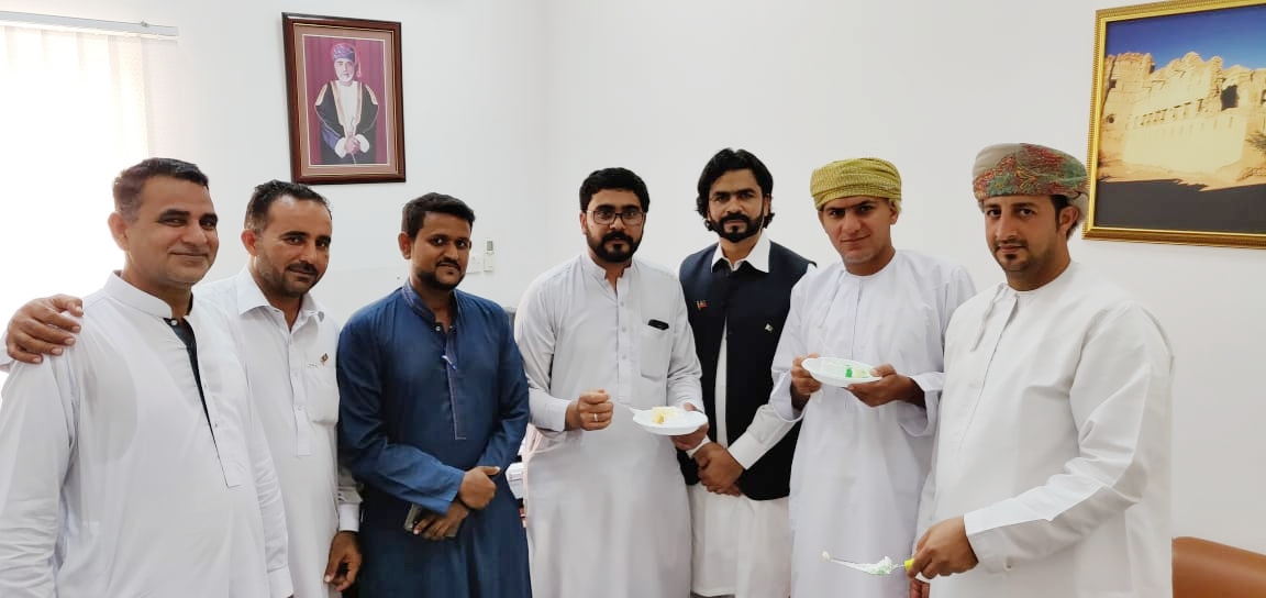 Pakistani businessmen in Oman celebrate Independence Day with municipal authorities