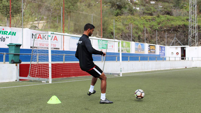 On the Ball: From Oman to Europe – chasing the dream of pro football