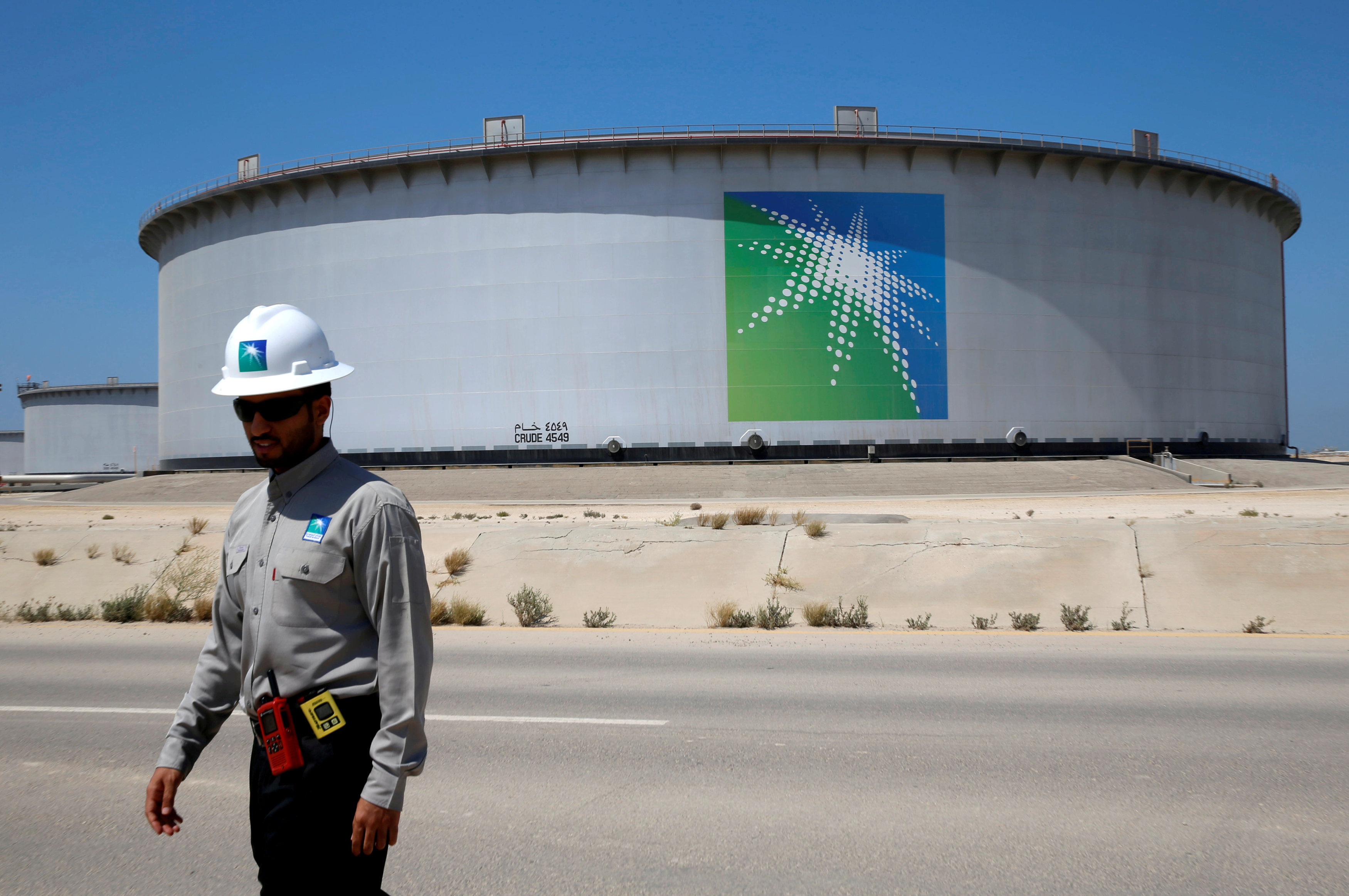 Saudi Arabia cuts September crude oil prices to Asia