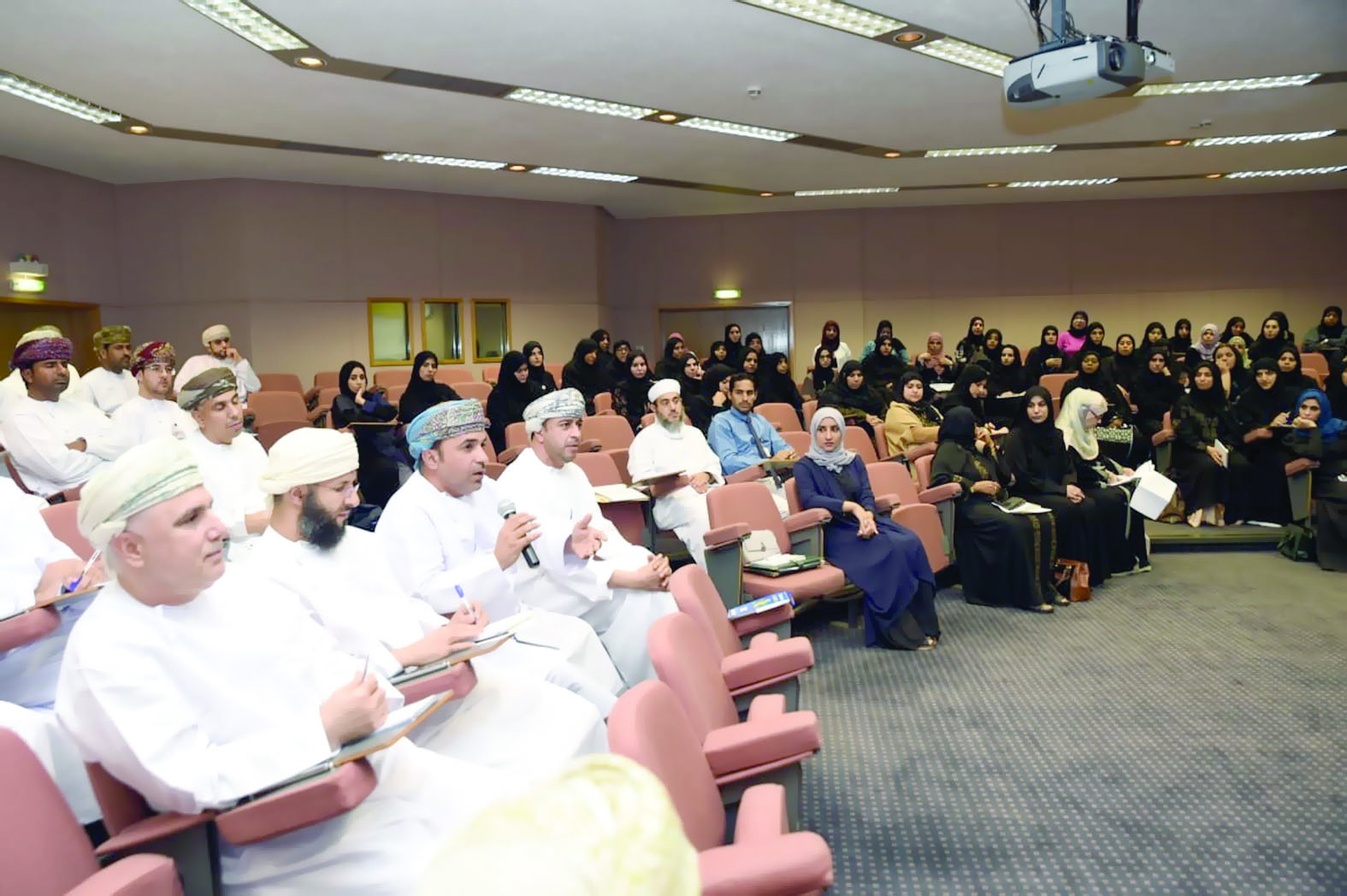 «صحة المرأة والطفل» تنظم حلقة تدريبية