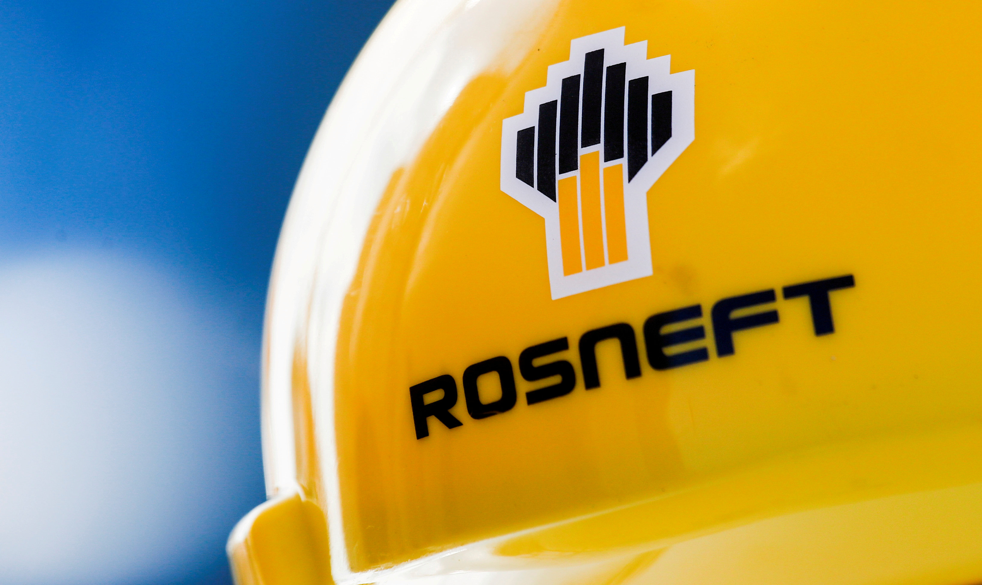 Rosneft's second-quarter net profit more than triples to $3.6 billion
