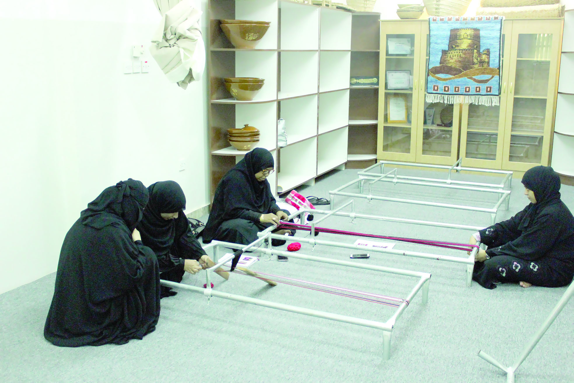 برامج تدريبية بدائرة الصناعات الحرفية بالبريمي