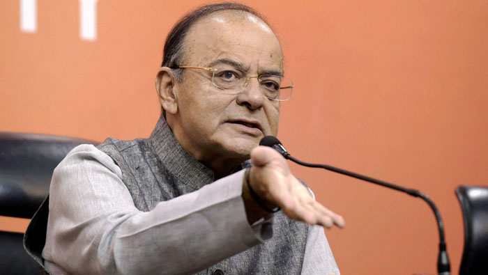 India's finance minister says confident of meeting fiscal deficit target