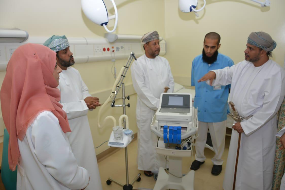 Oman  LNG donates medical devices to Al Dakhiliyah hospitals