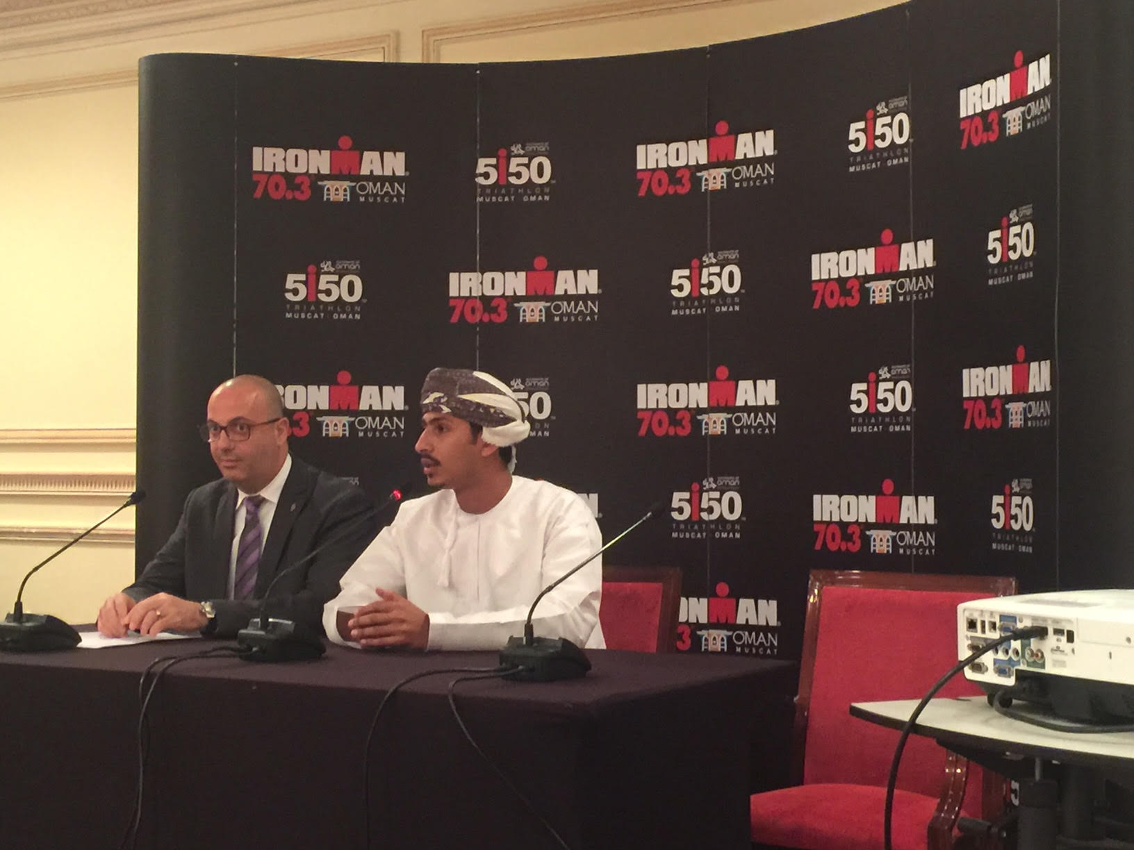 اللجنة المنظمة لبطولة عمان للرجل الحديدي تفصح عن تفاصيل "ترايثلون 5150"