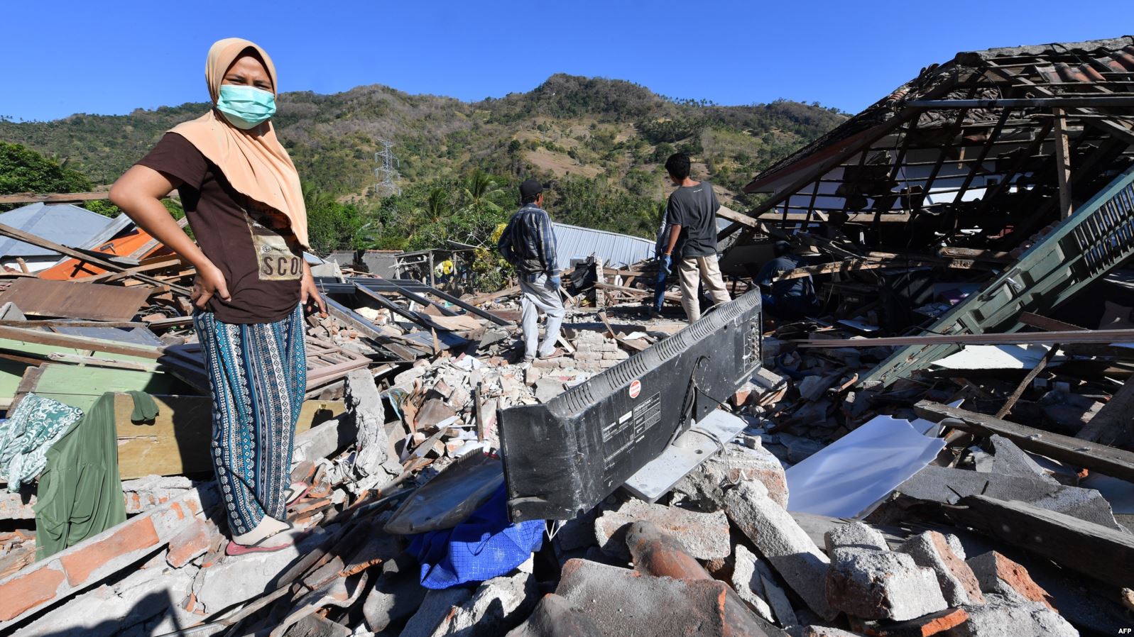 زلزال عنيف يضرب أندونيسيا.. وتحذير من تسونامي