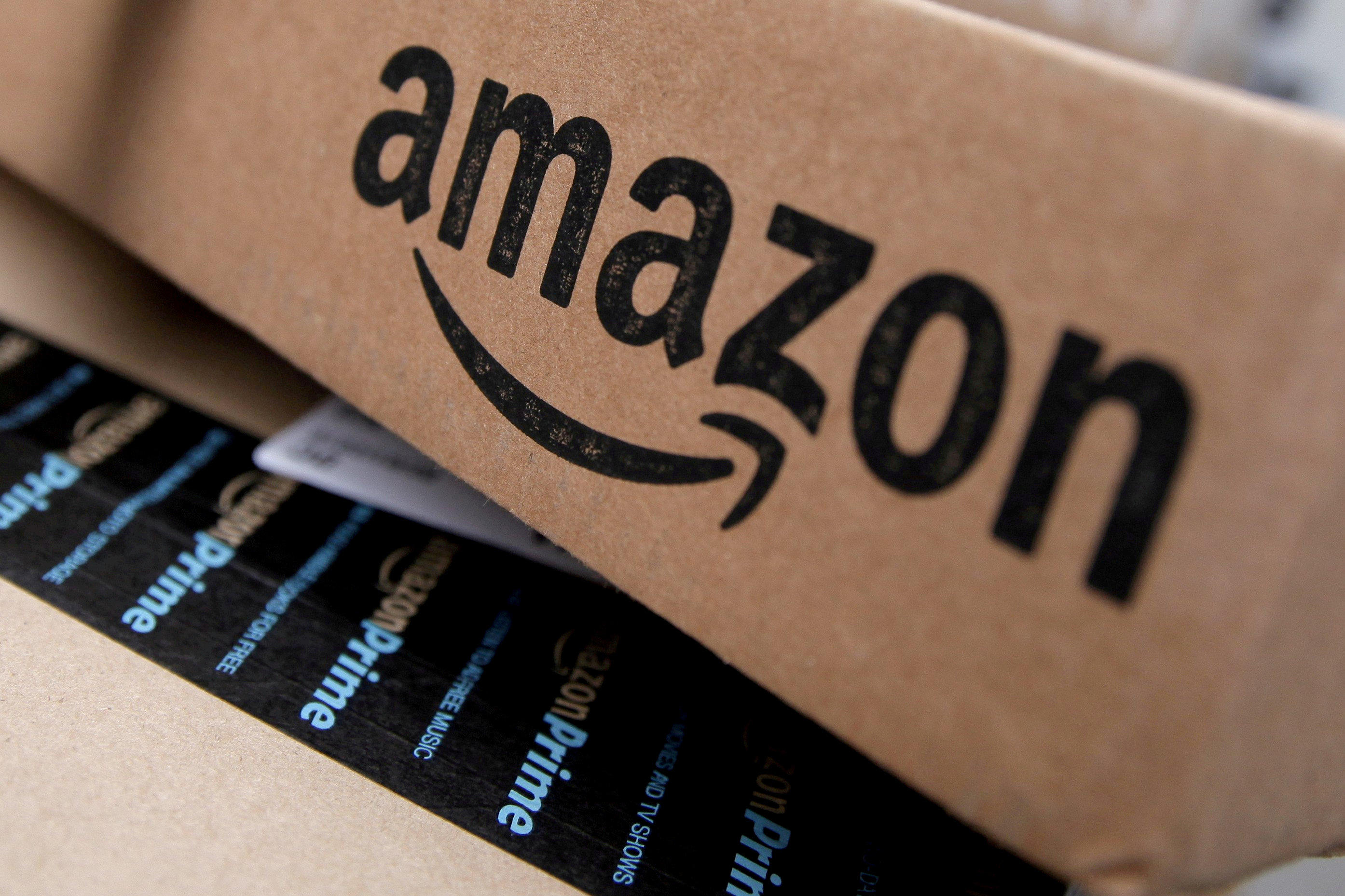 Amazon touches $1 trillion, on pace to overtake Apple