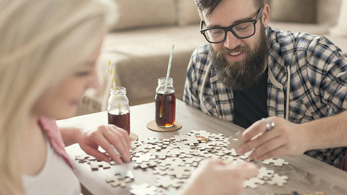 7 surprising benefits of doing jigsaw puzzles
