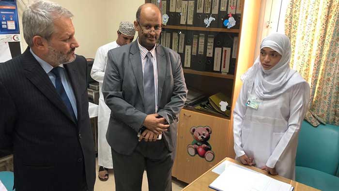 Afghan health minister visits hospitals in Oman