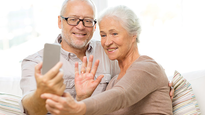 Tips for staying connected with your grandparents