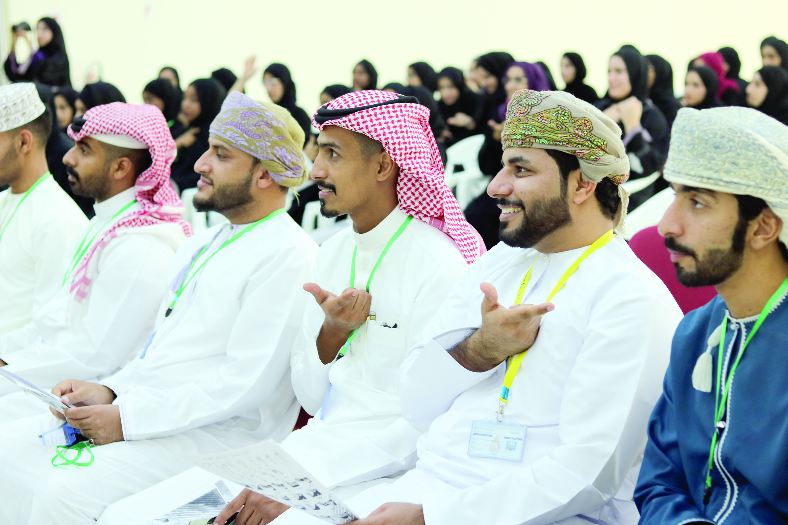 كلية البيان تستضيف ندوة "حرية التعبير بلغة الإشارة"