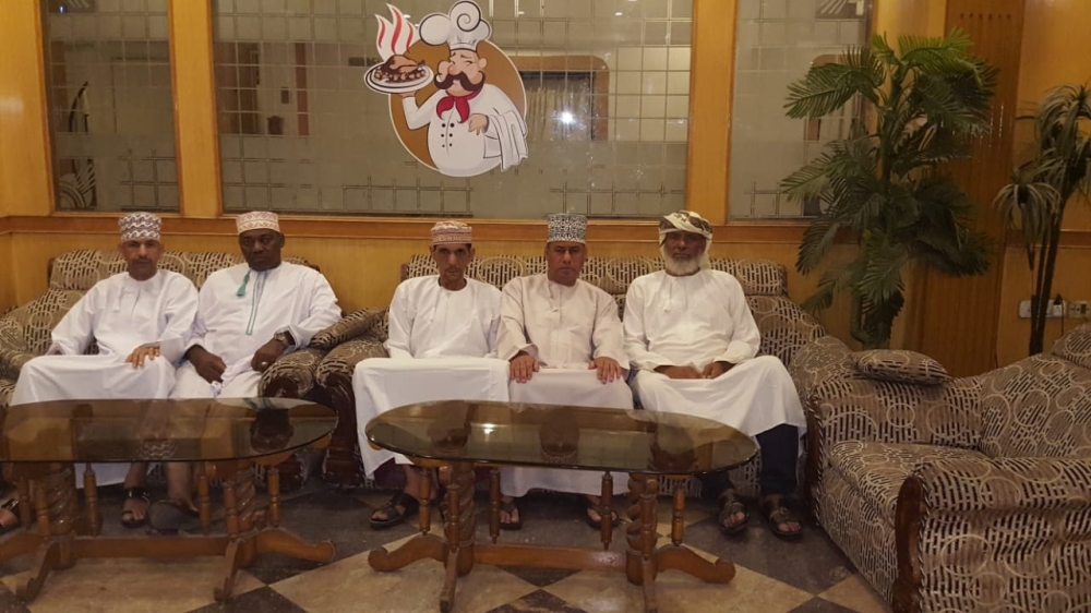عودة العمانيين المحتجزبن في الهند إلى السلطنة