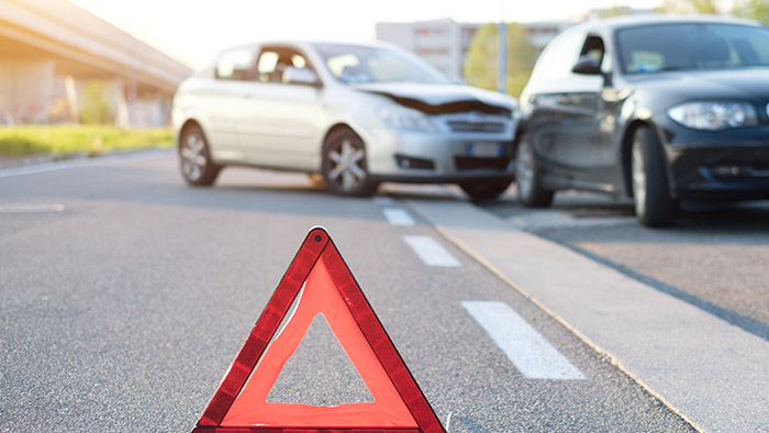 Steps to follow after a car accident