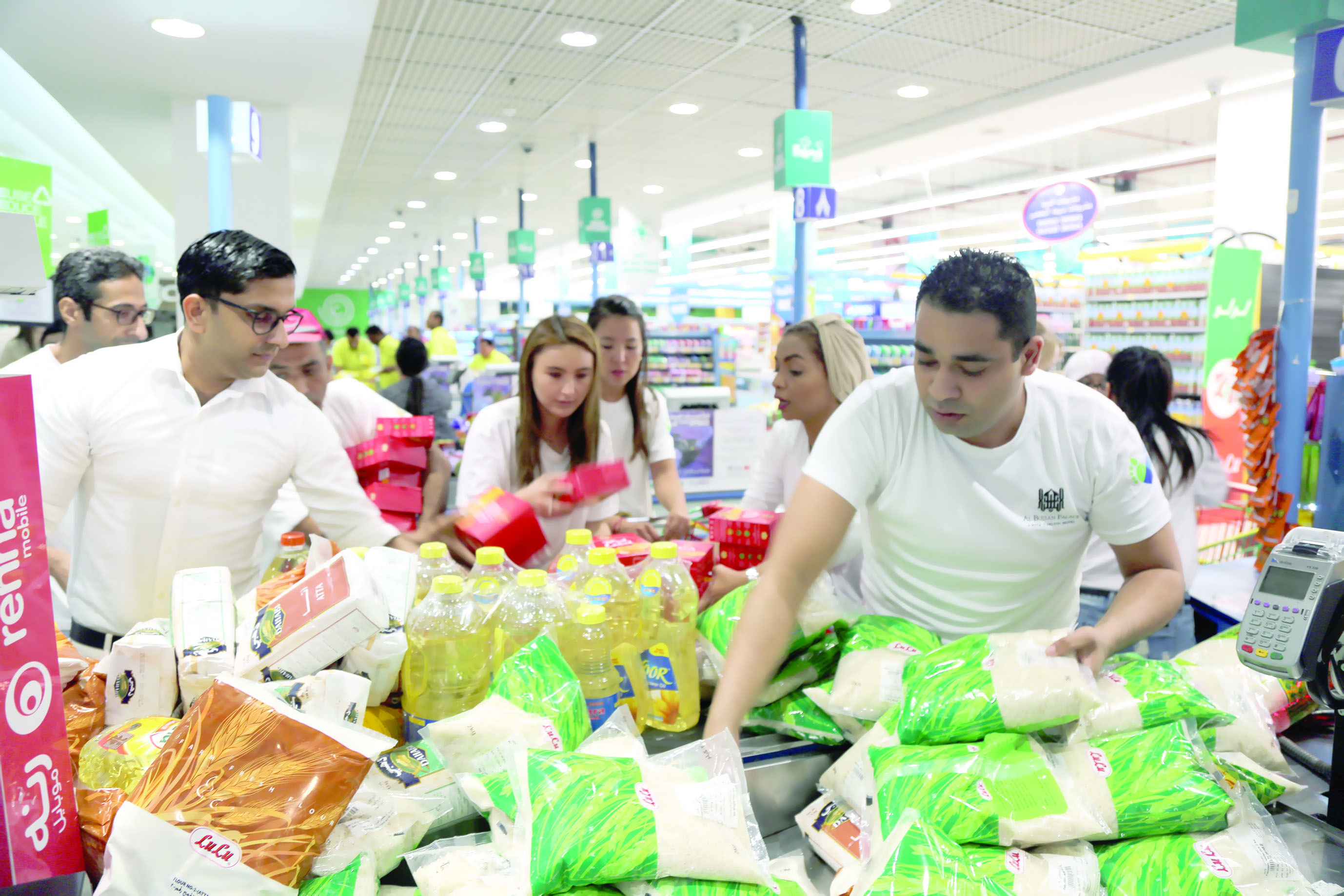 6 فنادق عمانية تشارك بحملة يوم الغذاء العالمي