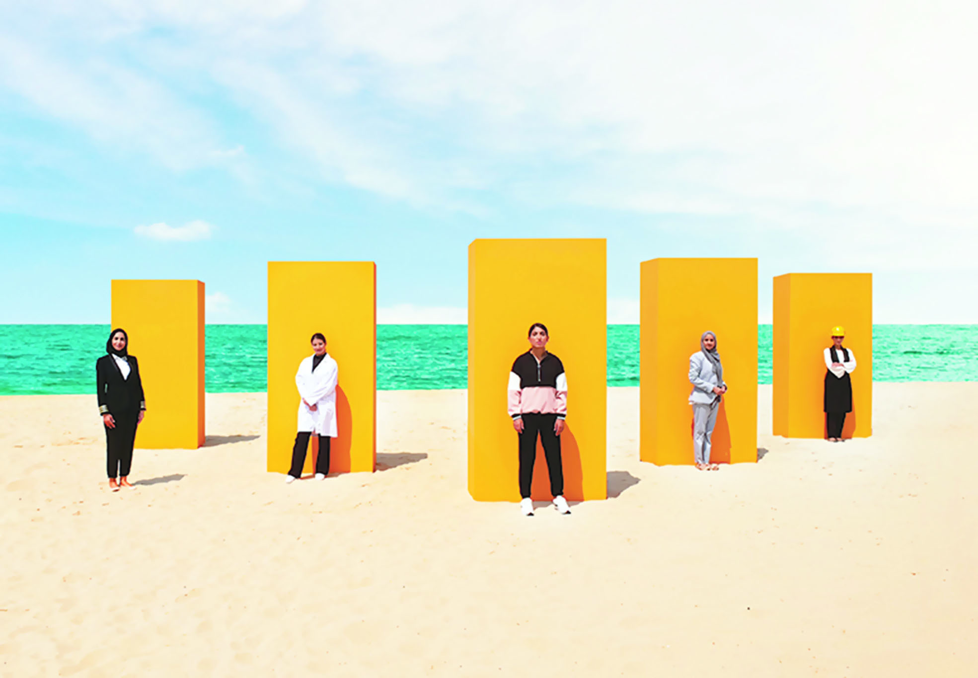 باقات اتصالات وعروض إنترنت عمانتل تثمن شراكة المرأة في بناء الوطن