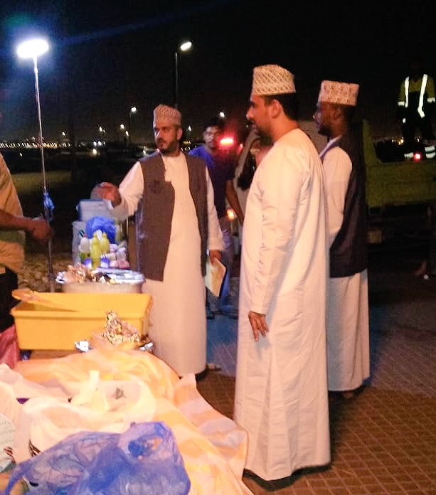 بالصور: ضبط باعة متجولين بالسيب