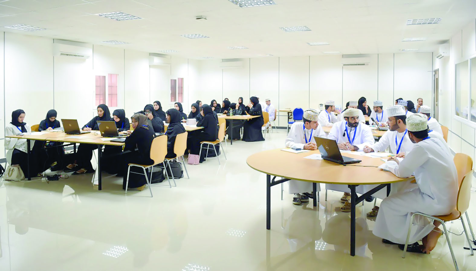 القوى العاملة تنظم ملتقى الابتكار